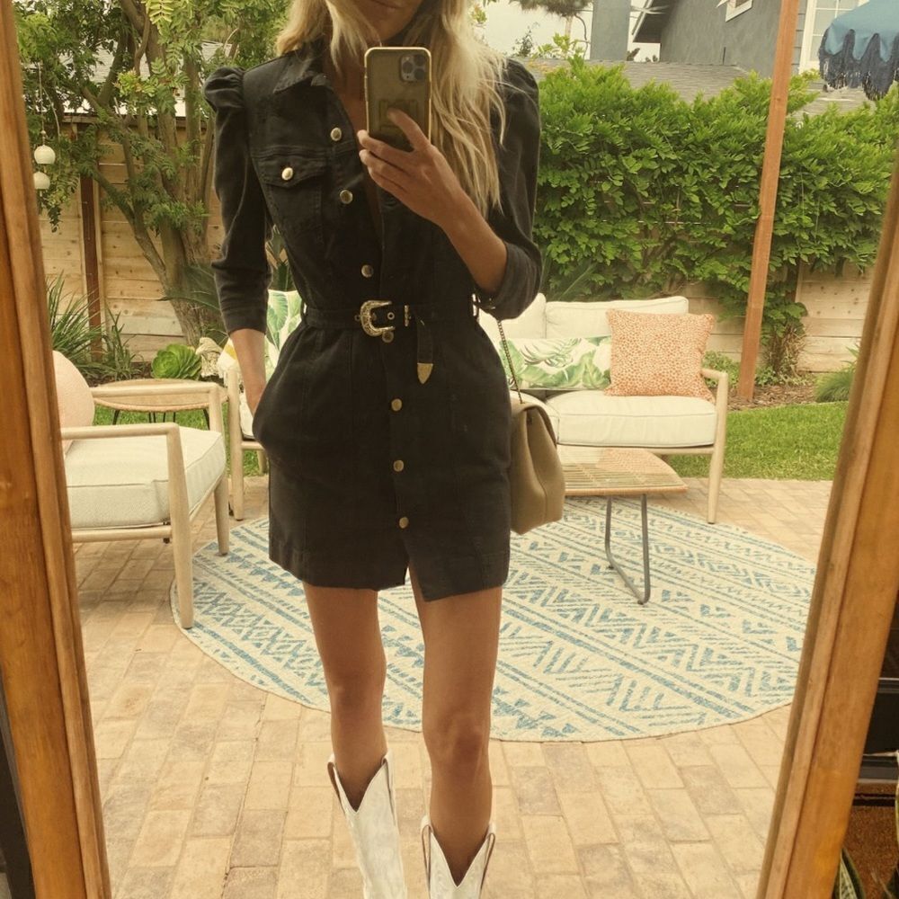 Black cowgirl belt